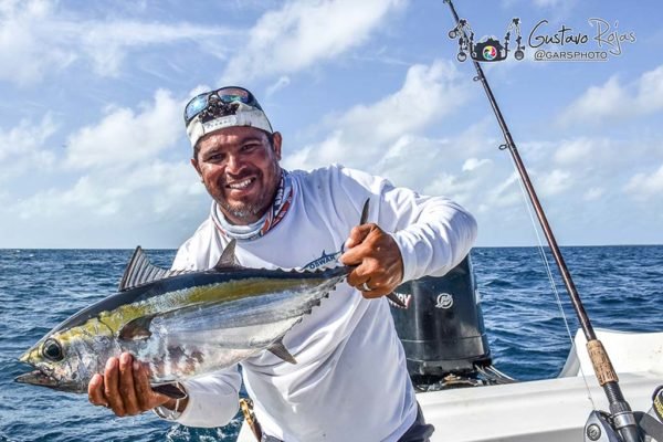 fotografia-pesca-en-los-roques-orgbluewater